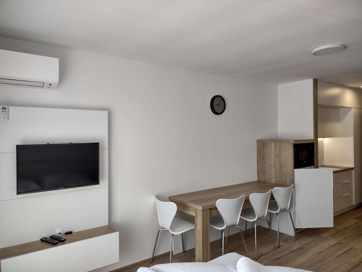 Apartman Kyjev 2 Podhájska Exterior foto
