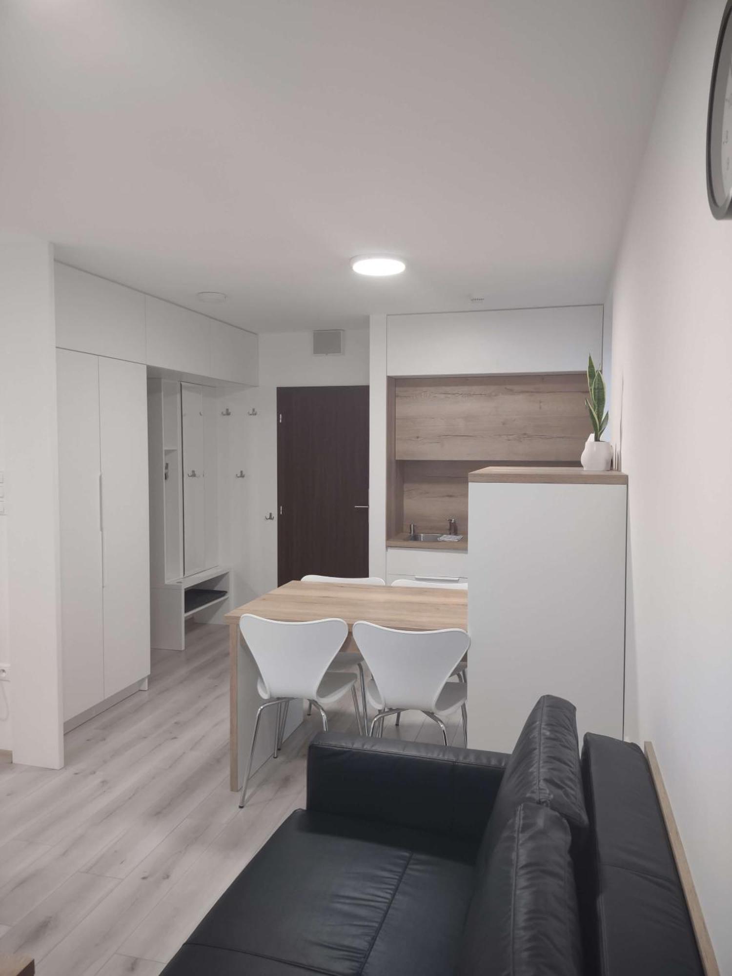 Apartman Kyjev 2 Podhájska Exterior foto